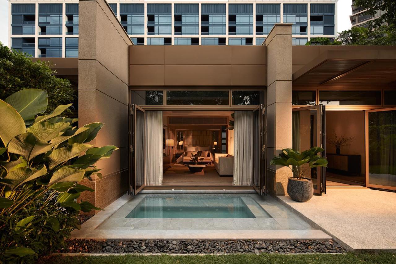 Capella Bangkok Hotel Exterior photo